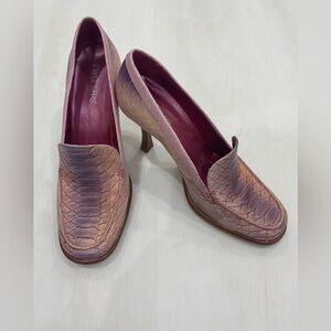 Adorable, like newTwo Lips multicolor, snake skin 3 inch heels